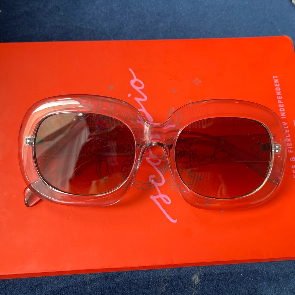 Free People 💜 Sunglasses ~ Retro ~ Purple ~ 70s